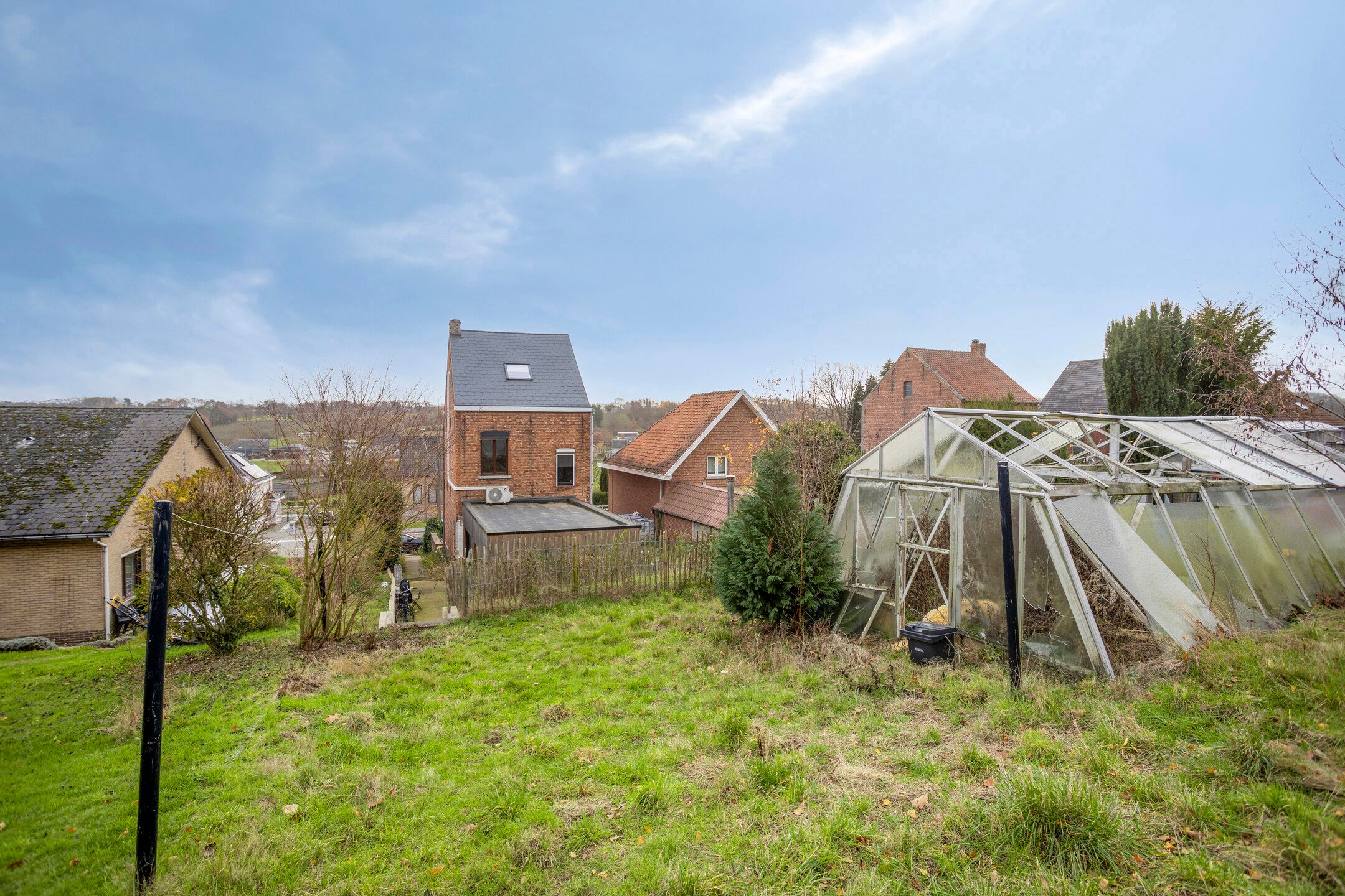 Authentieke woning met 5 slaapkamers op een ruim perceel foto 25