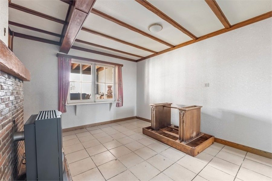 RUIM TE RENOVEREN PAND MET VEEL POTENTIEEL IN HET GEZELLIGE ZEPPEREN foto 15