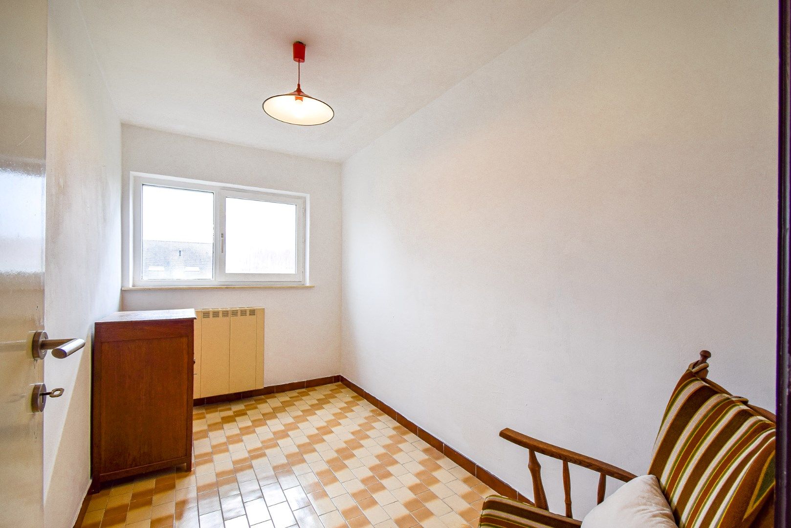 Rustig gelegen gezinswoning met 3 slaapkamers en garage foto 12