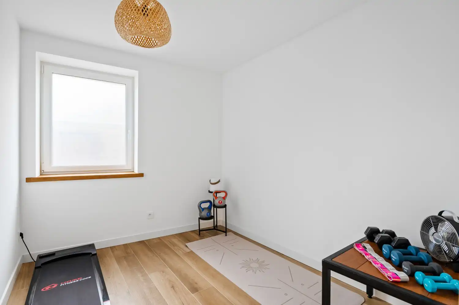 Prachtig gerenoveerd gelijkvloers appartement met zonnige tuin, grote oprit  en ruime garagebox foto 14