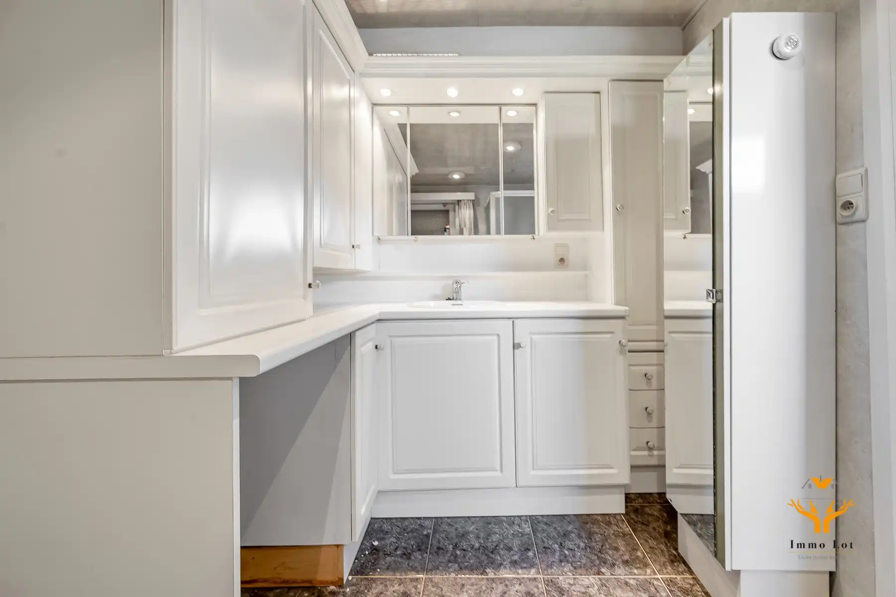 Ideale starterswoning nabij centrum Zele  foto 8