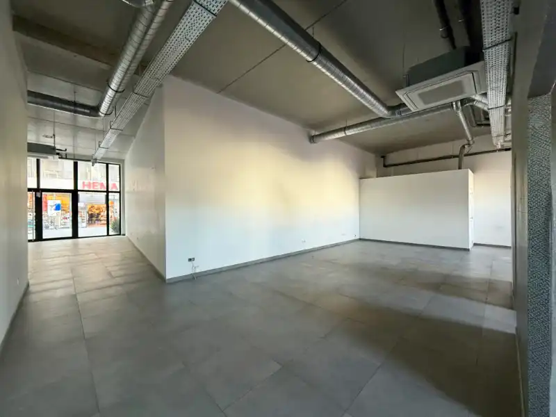 Handelspand te huur foto 3