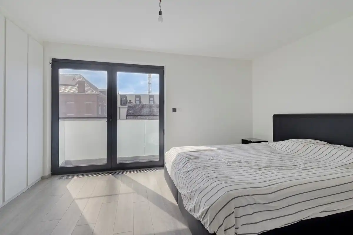 Loftappartement met 2 terrassen en dubbele garage op het Kolonel Dusartplein foto 5