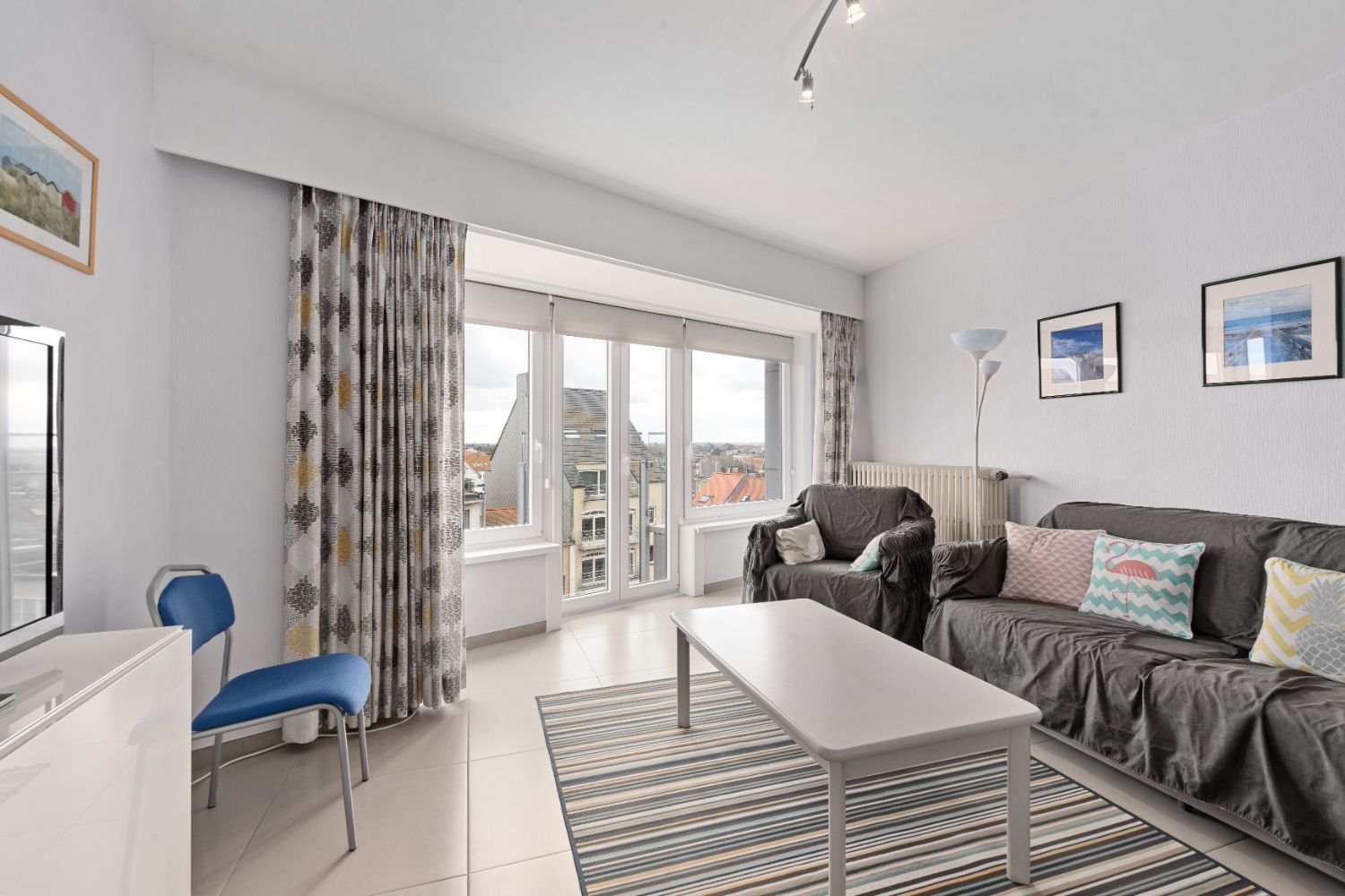 Twee slaapkamer appartement met een uitstekende ligging vlakbij het centrum en strand. foto 3