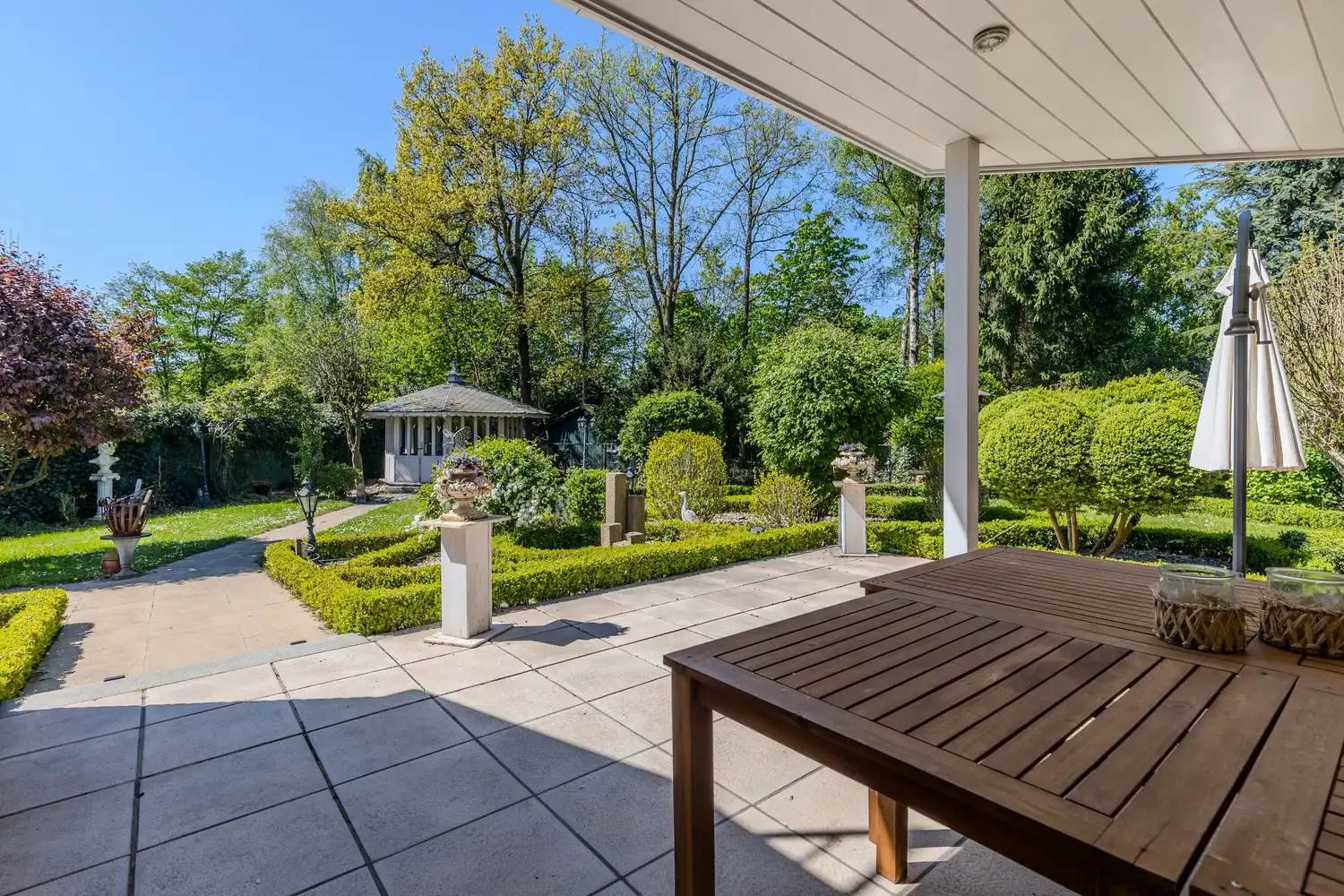 Ruime, instapklare vrijstaande woning met 5 slaapkamers en 3 badkamers in het gezellige Neerharen! foto 19