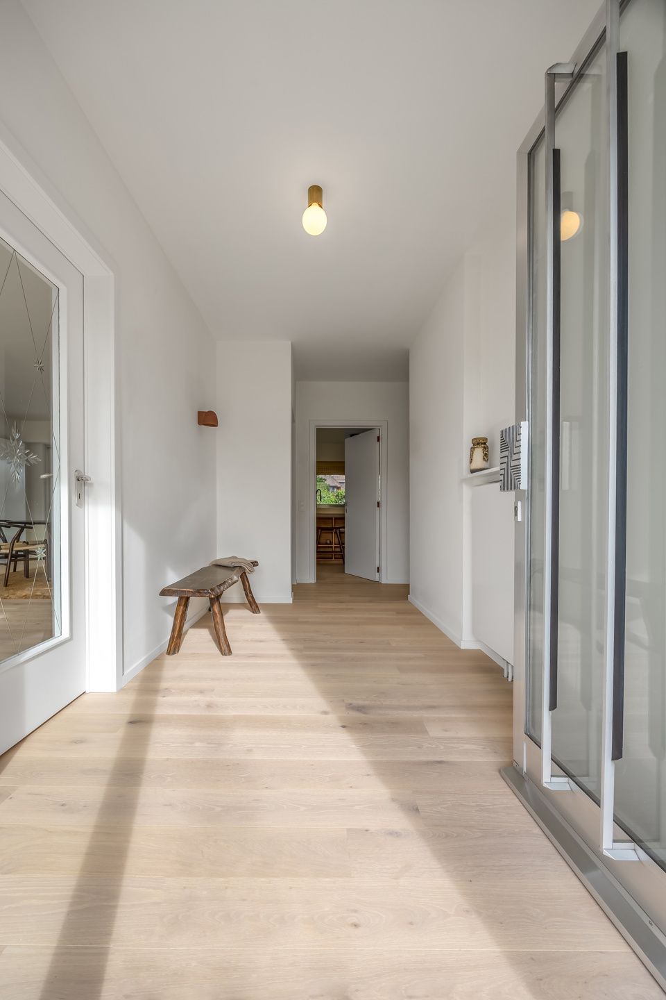 Stijlvol gerenoveerde woning in charmante Bloemenwijk foto 4