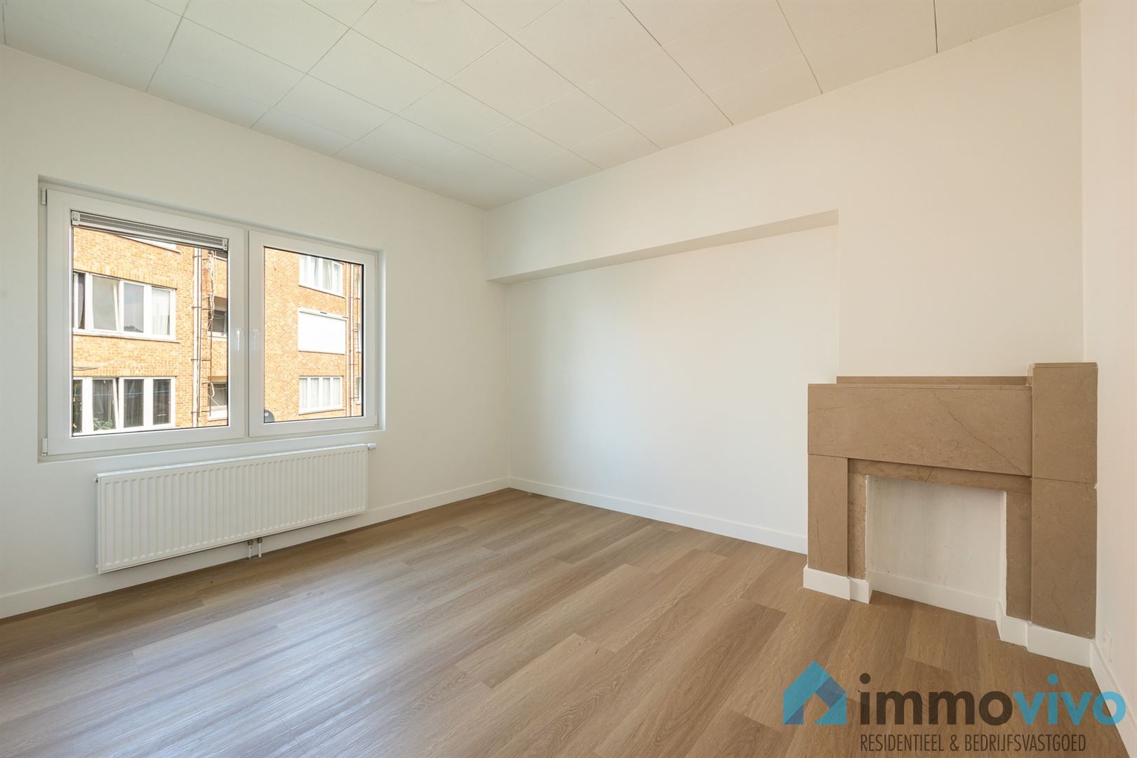 Zeer degelijke woning met drie slaapkamers en ruime kelder foto 8