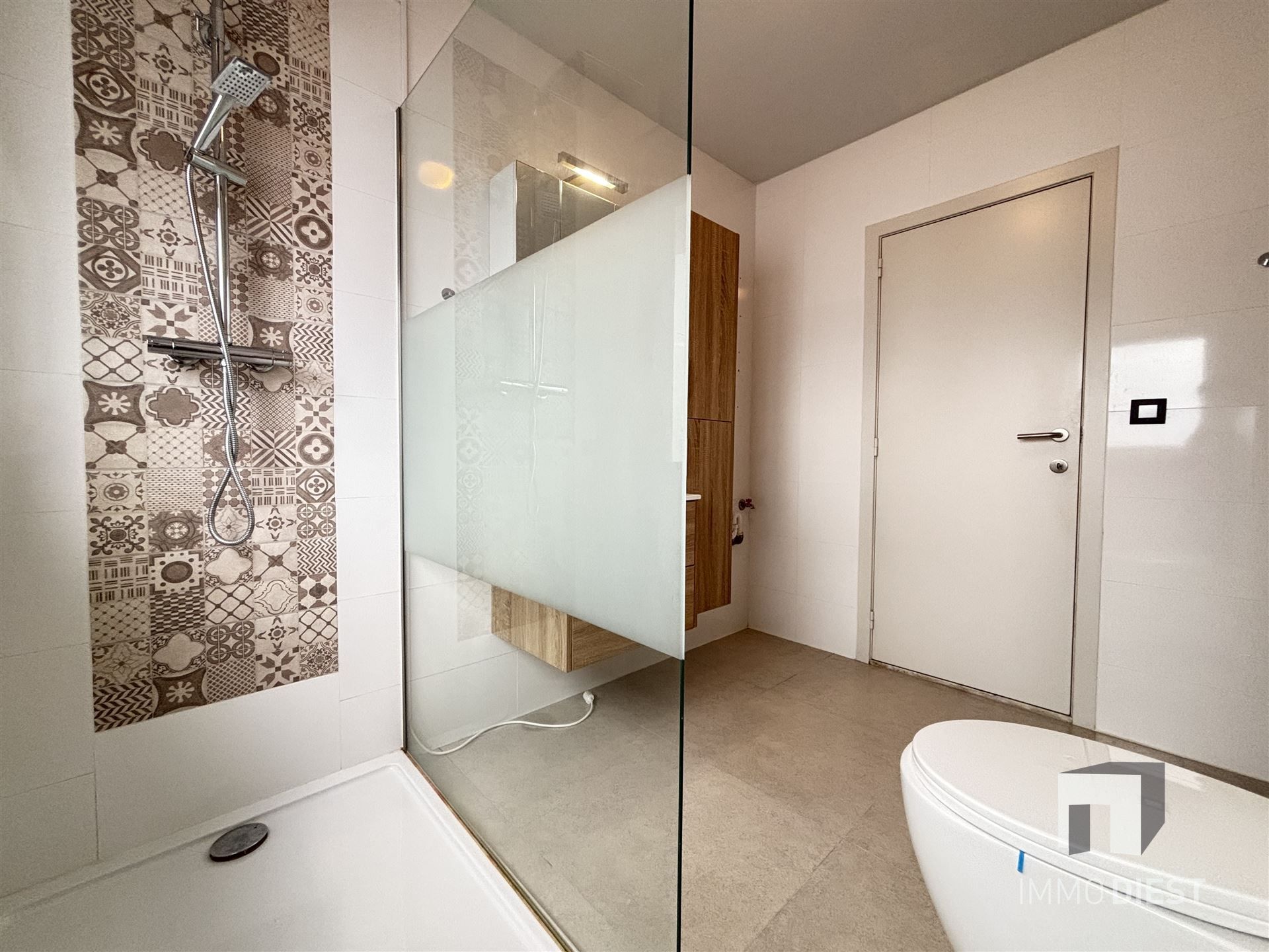 Lichtrijke studio dichtbij het centrum van Tessenderlo foto 8