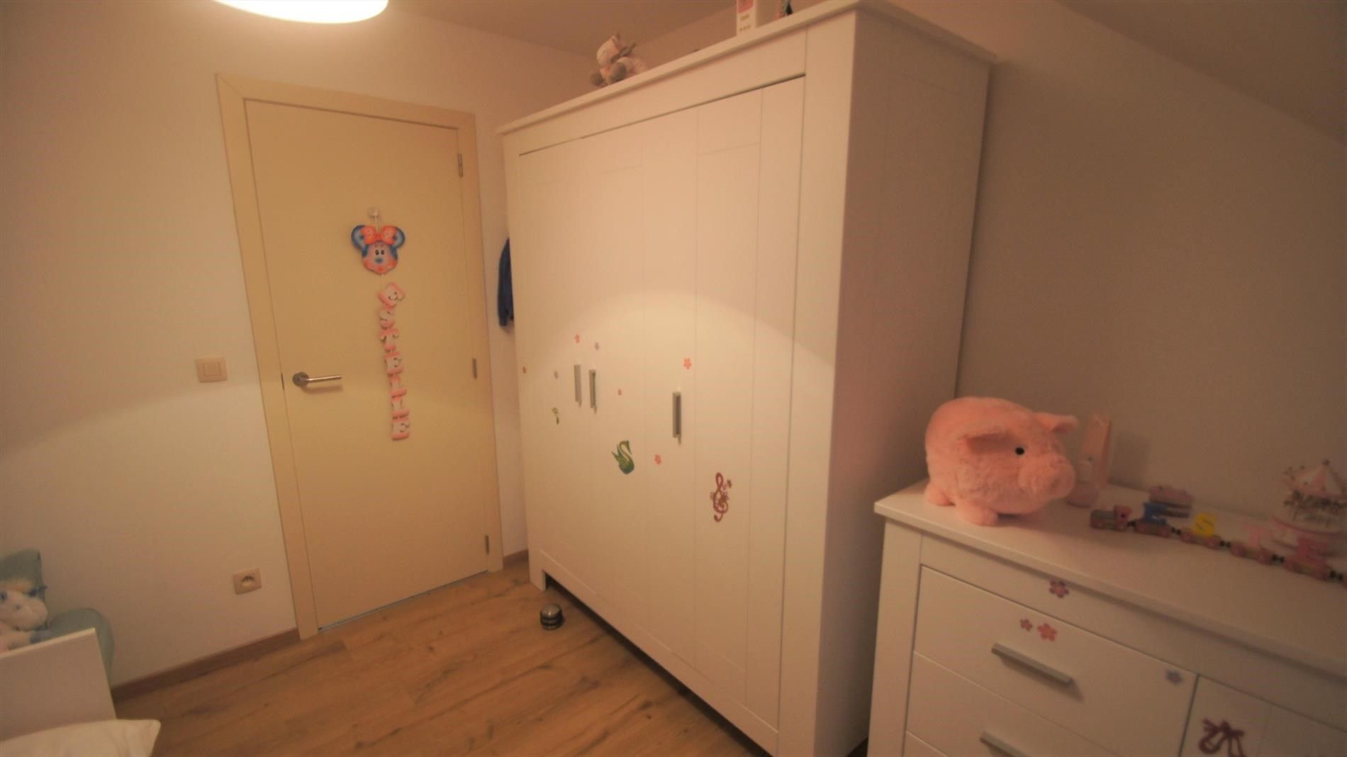 Prachtige recente rijwoning met 3 (à 4) slpks, zonnige tuin met terras en garage foto 13