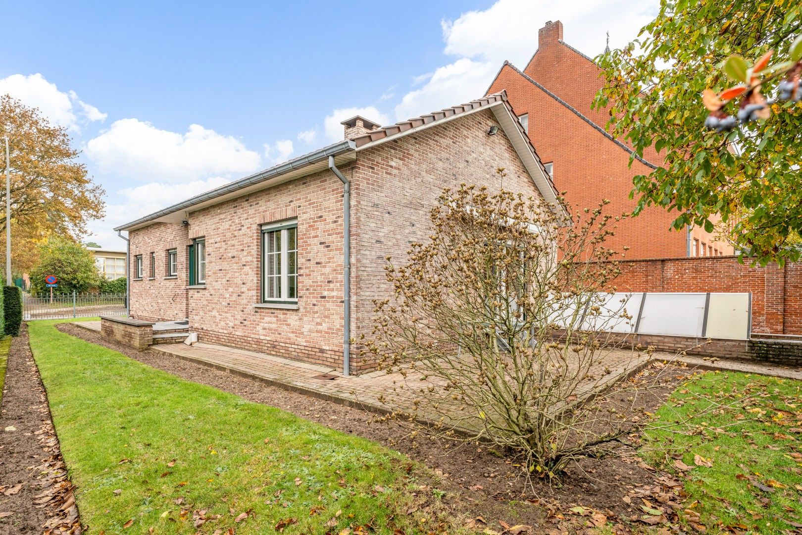 🏡 Te koop: charmante gelijkvloerse woning met topligging in hartje Houthalen – geen renovatieplicht! foto 3
