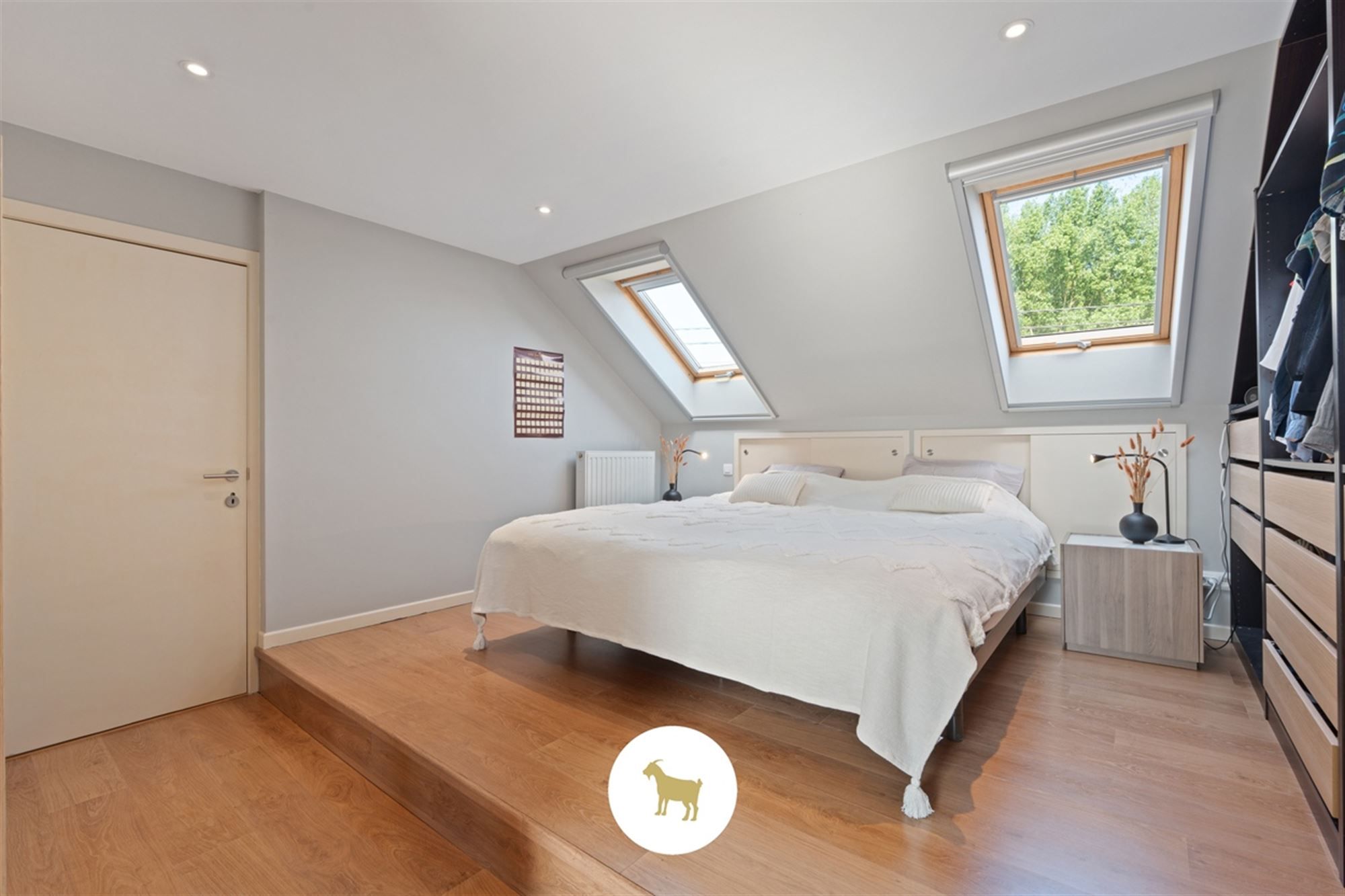 Ruime, INSTAPKLARE OPEN BEBOUWING met 3 SLAAPKAMERS, BUREAU en losstaande GARAGE op een PERCEEL van 1.180m² foto 26