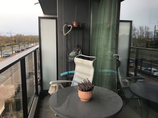 Zeer mooi en recent appartement foto 12