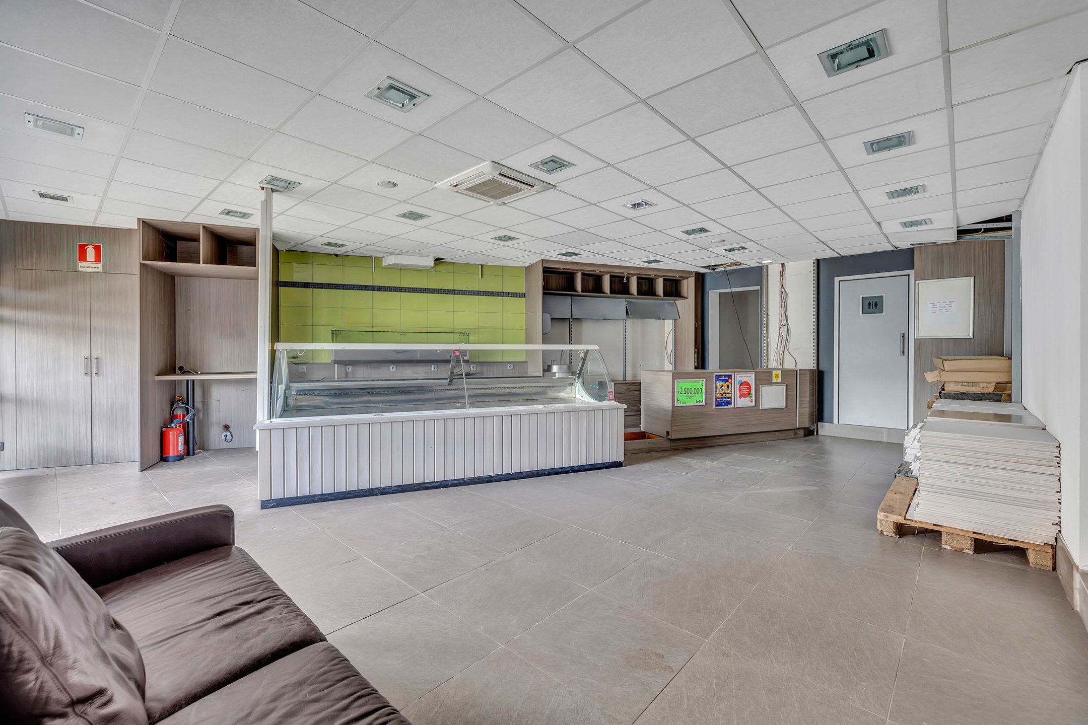 Handelszaak op toplocatie foto 2