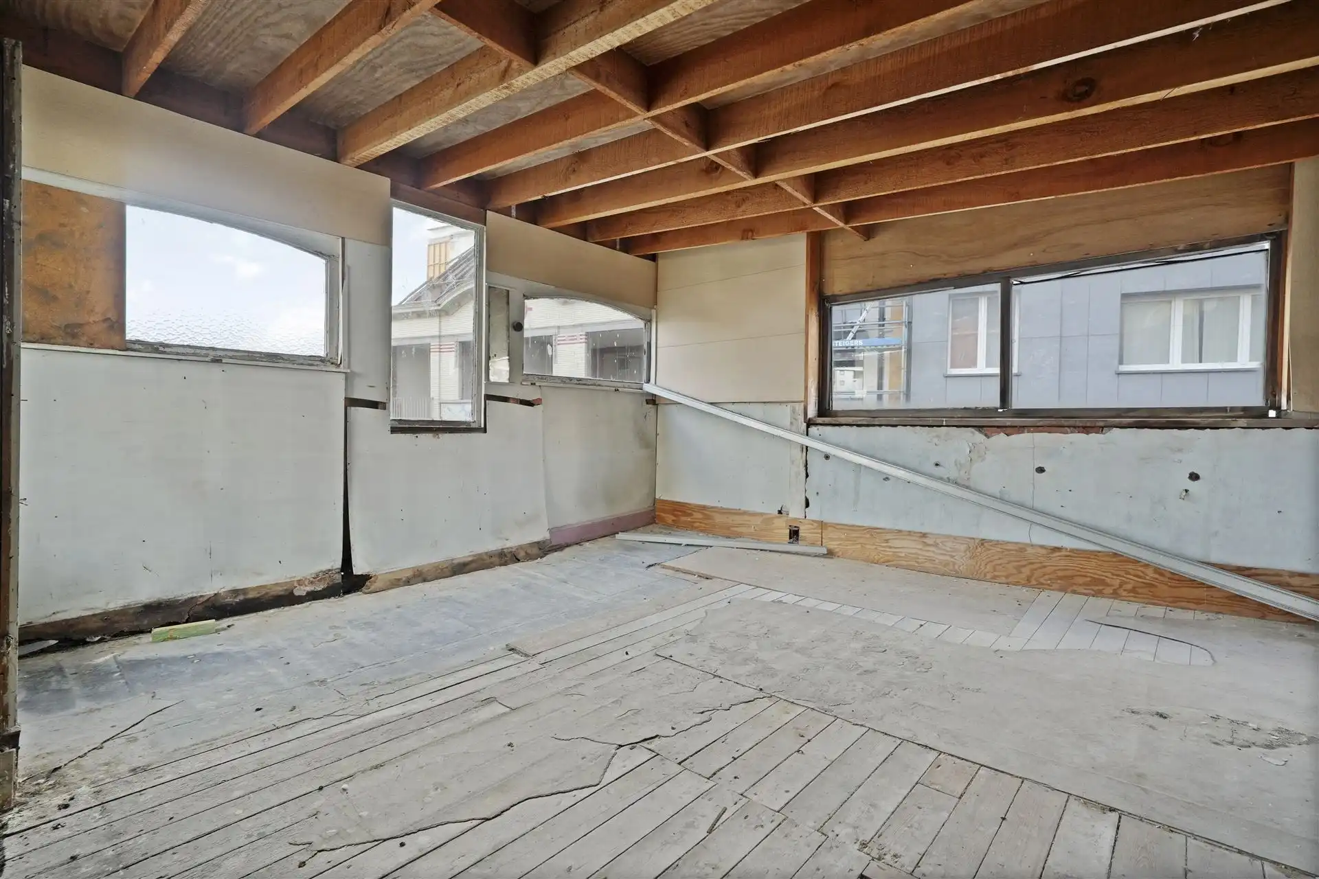 CENTRALE LIGGING / RUIME WONING foto 21