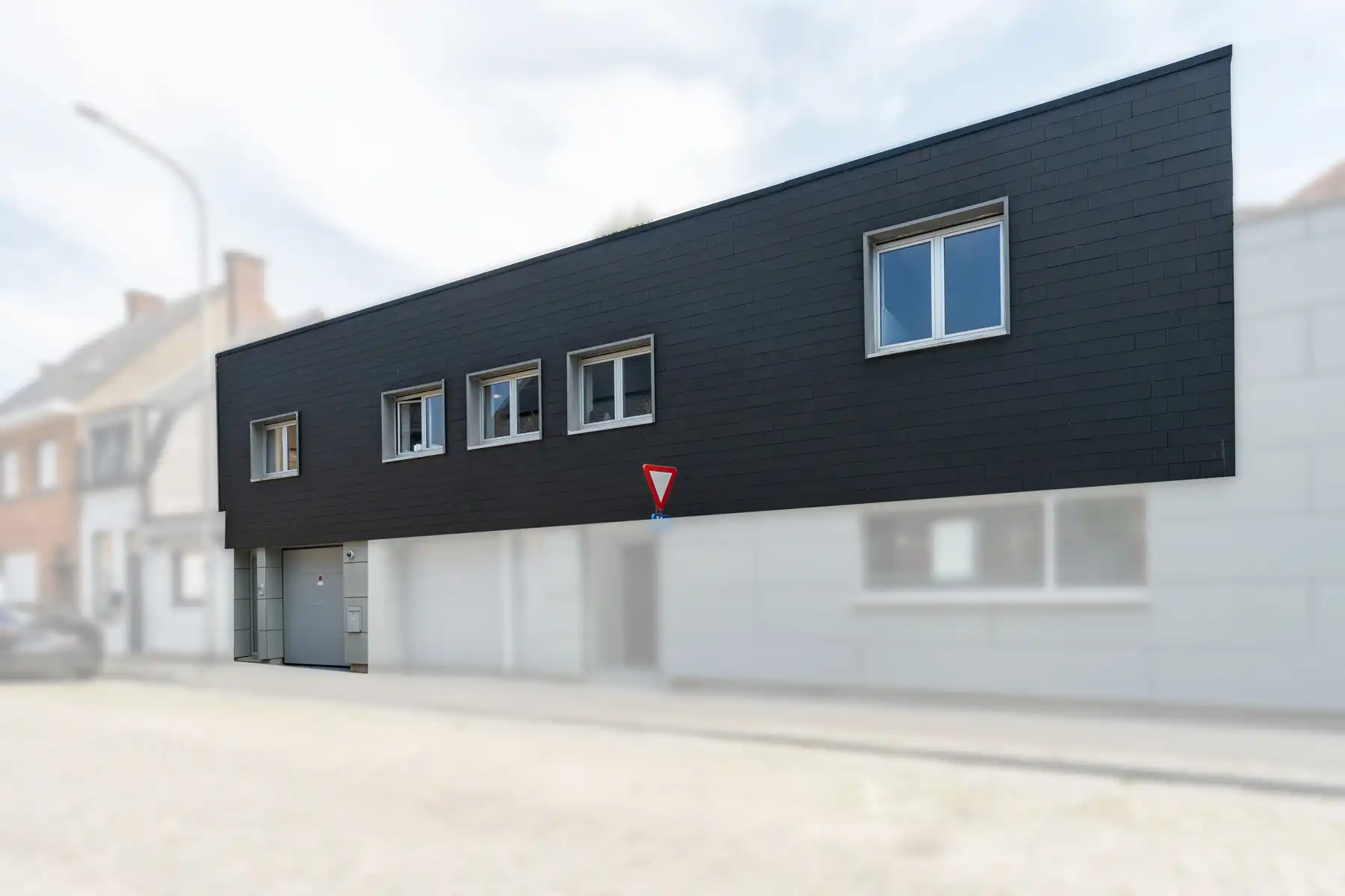  Polyvalente kantoorruimte en 2 appartementen foto 27