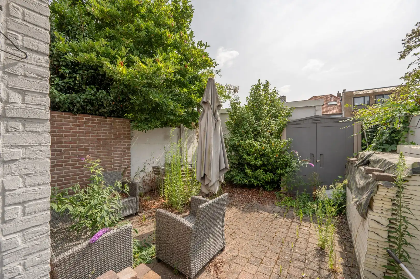 Renovatiekans met tal van mogelijkheden op gegeerde ligging in Sint-Andries! foto 13