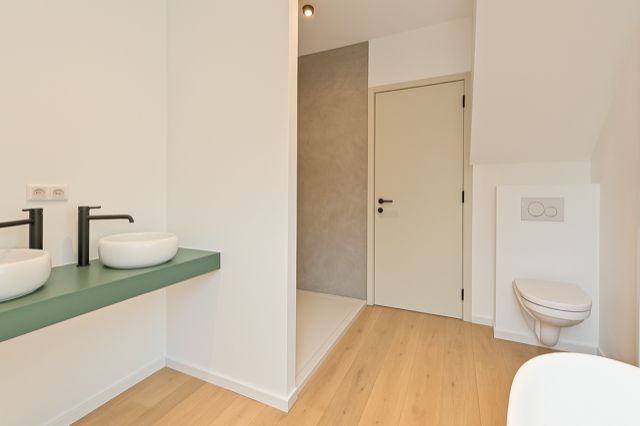 Statige burgerwoning met ziel in hartje Sint-Amandsberg! foto 16
