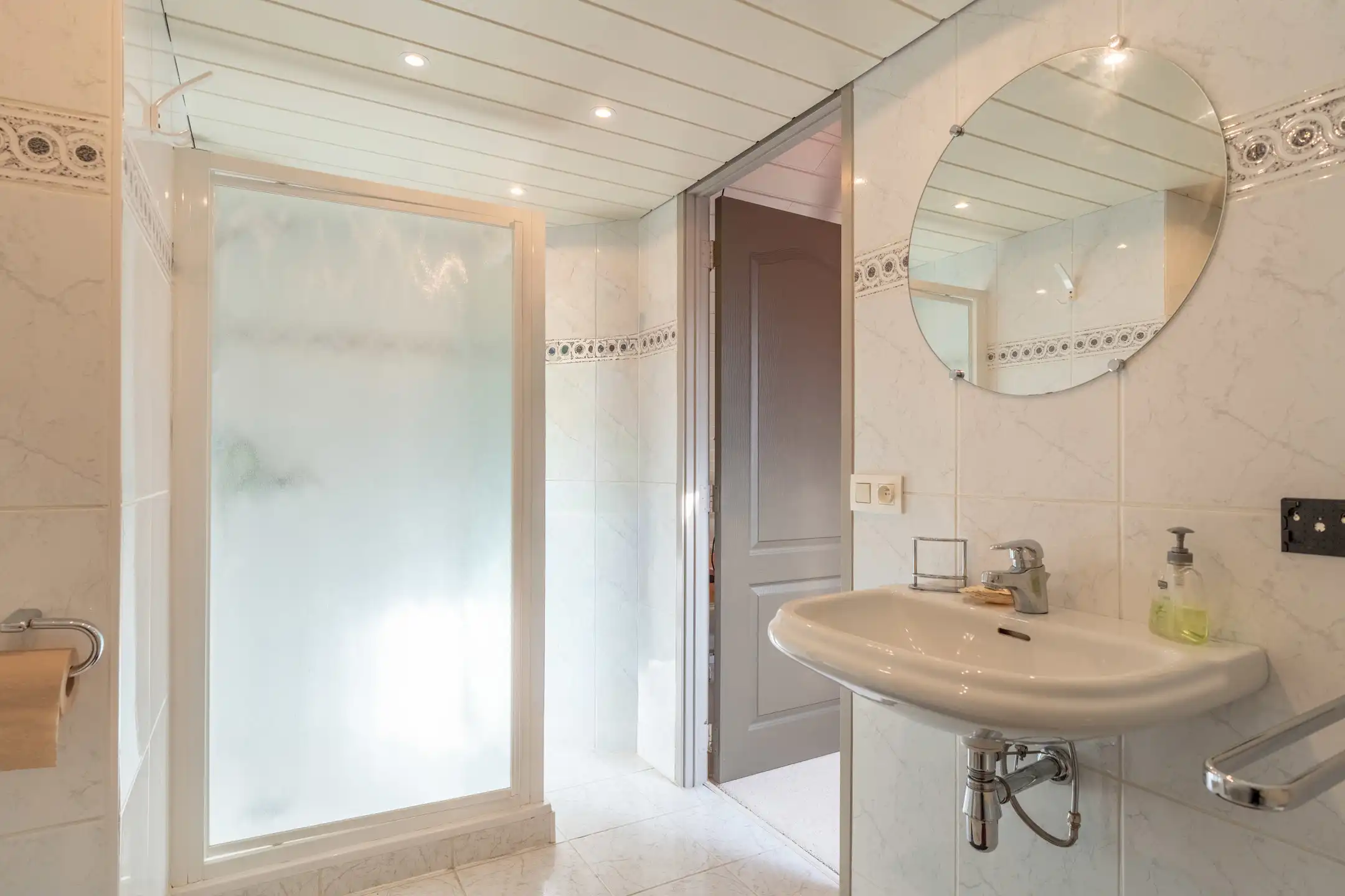 Instapklare gelijkvloersvilla met unieke parktuin op 2.086 m²  foto 42