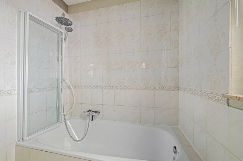 Ruim Appartement met 3 Slaapkamers in het Charmante De Haan foto 10