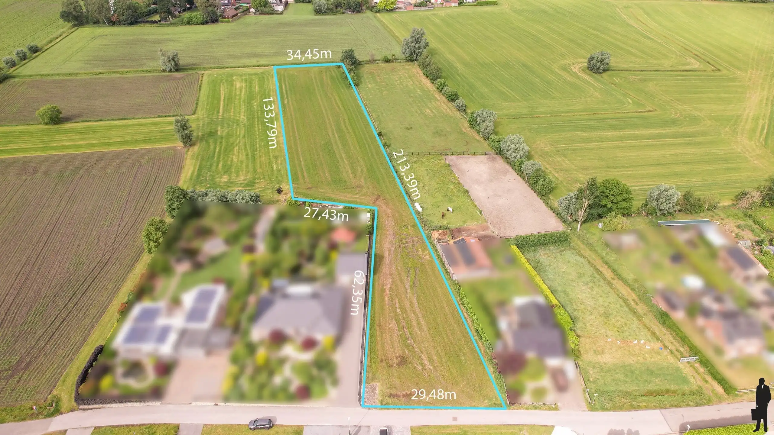 Unieke bouwgrond voor open bebouwing van ca. 6.329 m² te Essen foto {{pictureIndex}}
