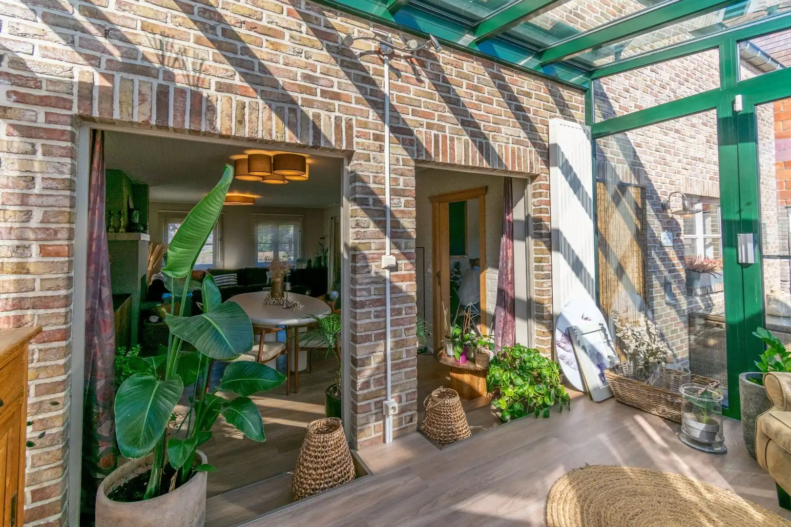 INSTAPKLARE WONING MET 3SLP, TUIN & GARAGE! foto 9