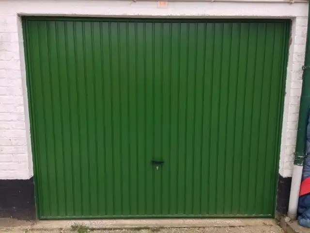 Garage, Torhout foto 2
