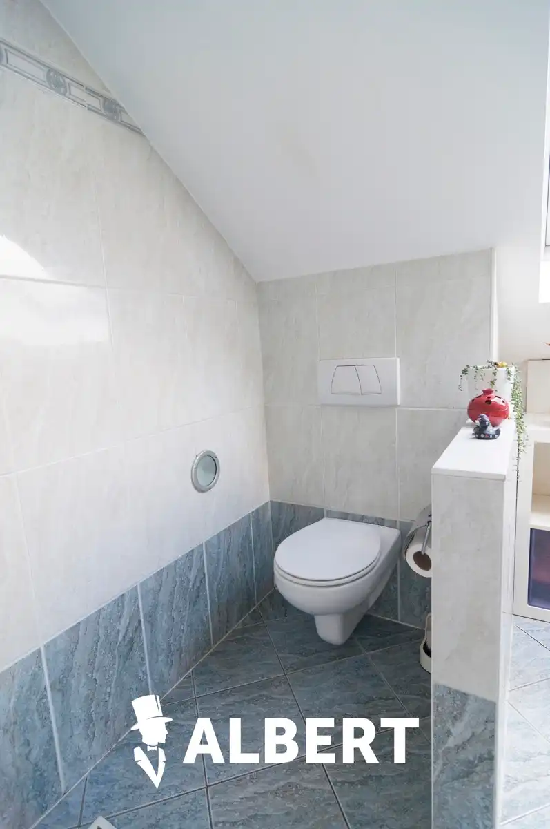  Eengezinswoning van 201m² op groot perceel  in Diepenbeek! foto 31