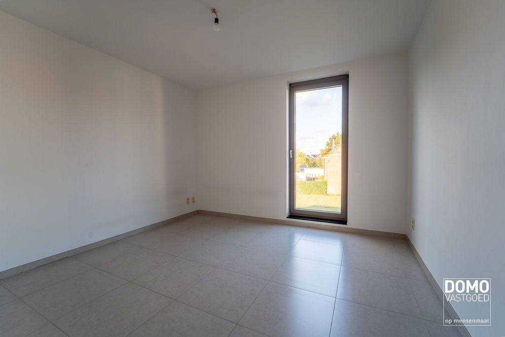 LUXE PENTHOUSE APPARTEMENT MET 2 TERASSEN, LIFT EN ONDERGRONDSE AUTOSTANDPLAATS IN HASSELT. foto 14