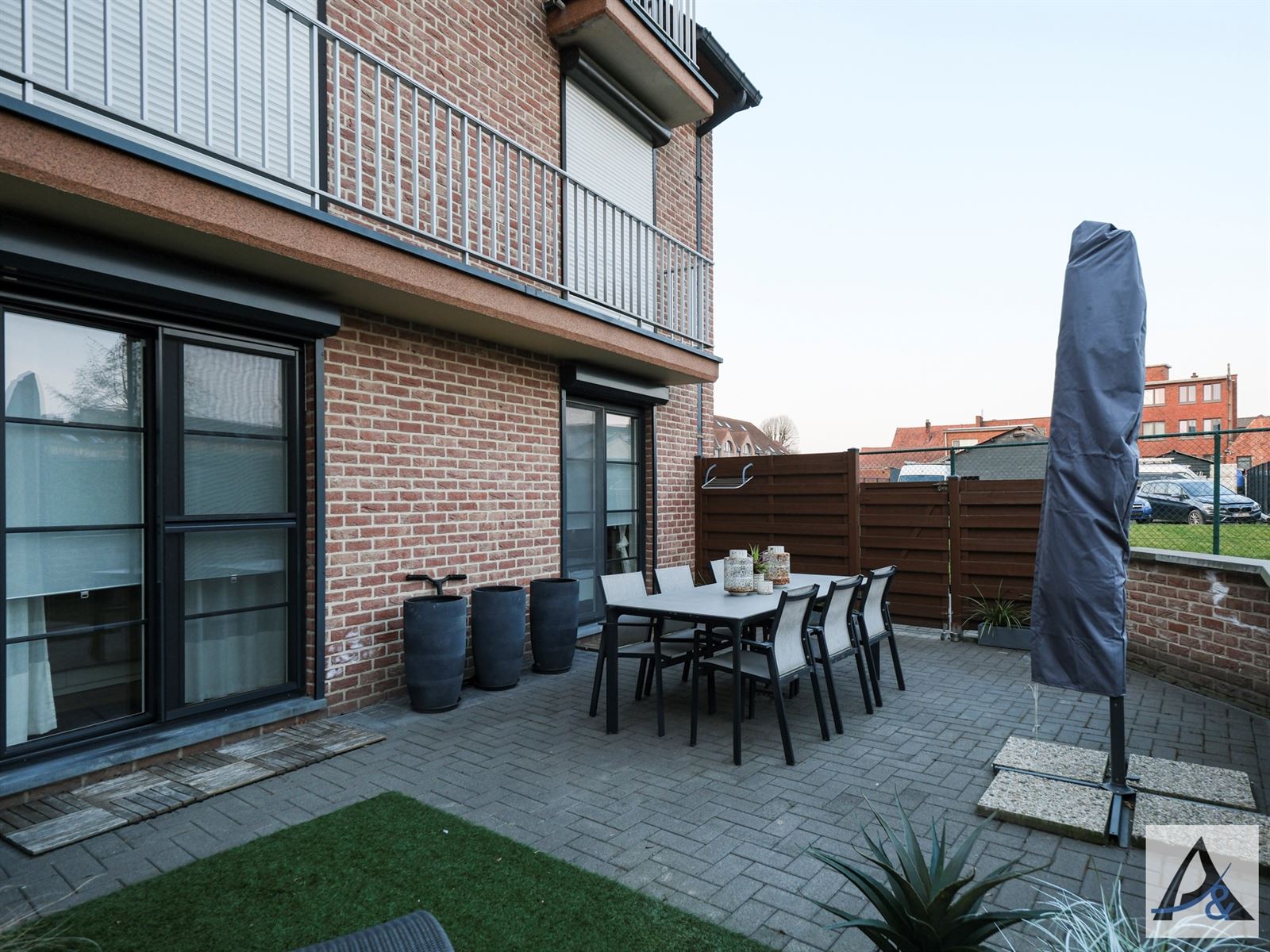 Ruim Gelijkvloers Appartement van 107 m² met twee autostaanplaatsen foto 18