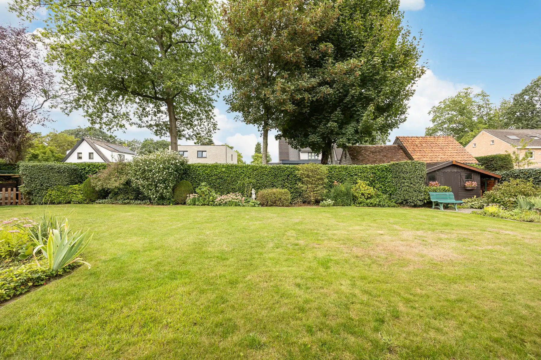 Degelijke villa op ca. 810 m²  vlakbij het centrum. foto 15
