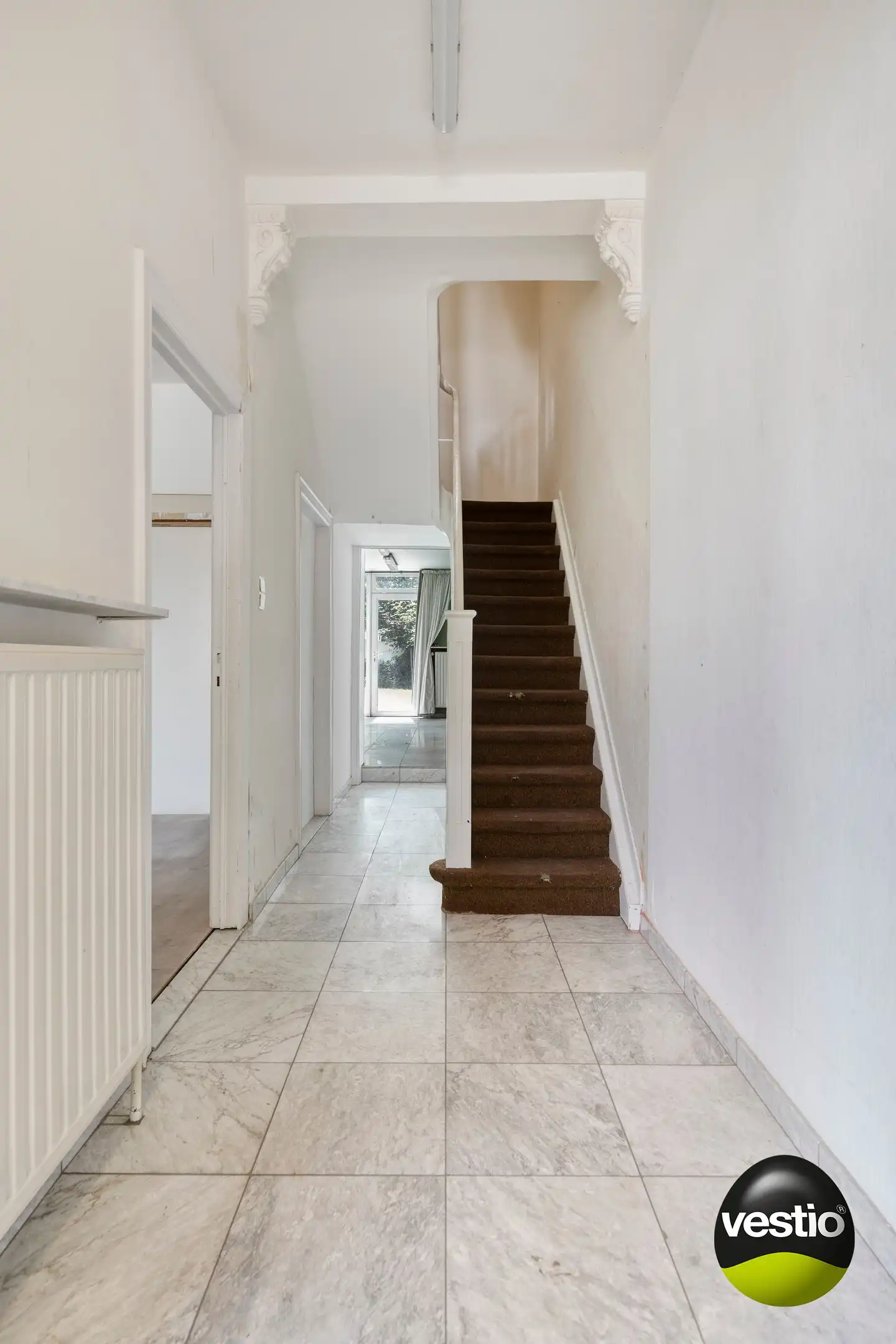 Karaktervolle herenwoning met stadstuin op toplocatie in hartje Hasselt foto 8