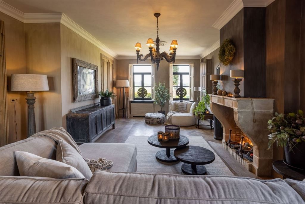 Landelijke villawoning met multifunctioneel aangrenzend gebouw foto 5