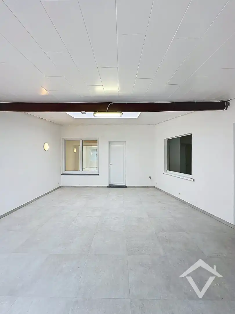 Volledig gerenoveerde woning met 3 slaapkamers en garage te Koekelare foto 13