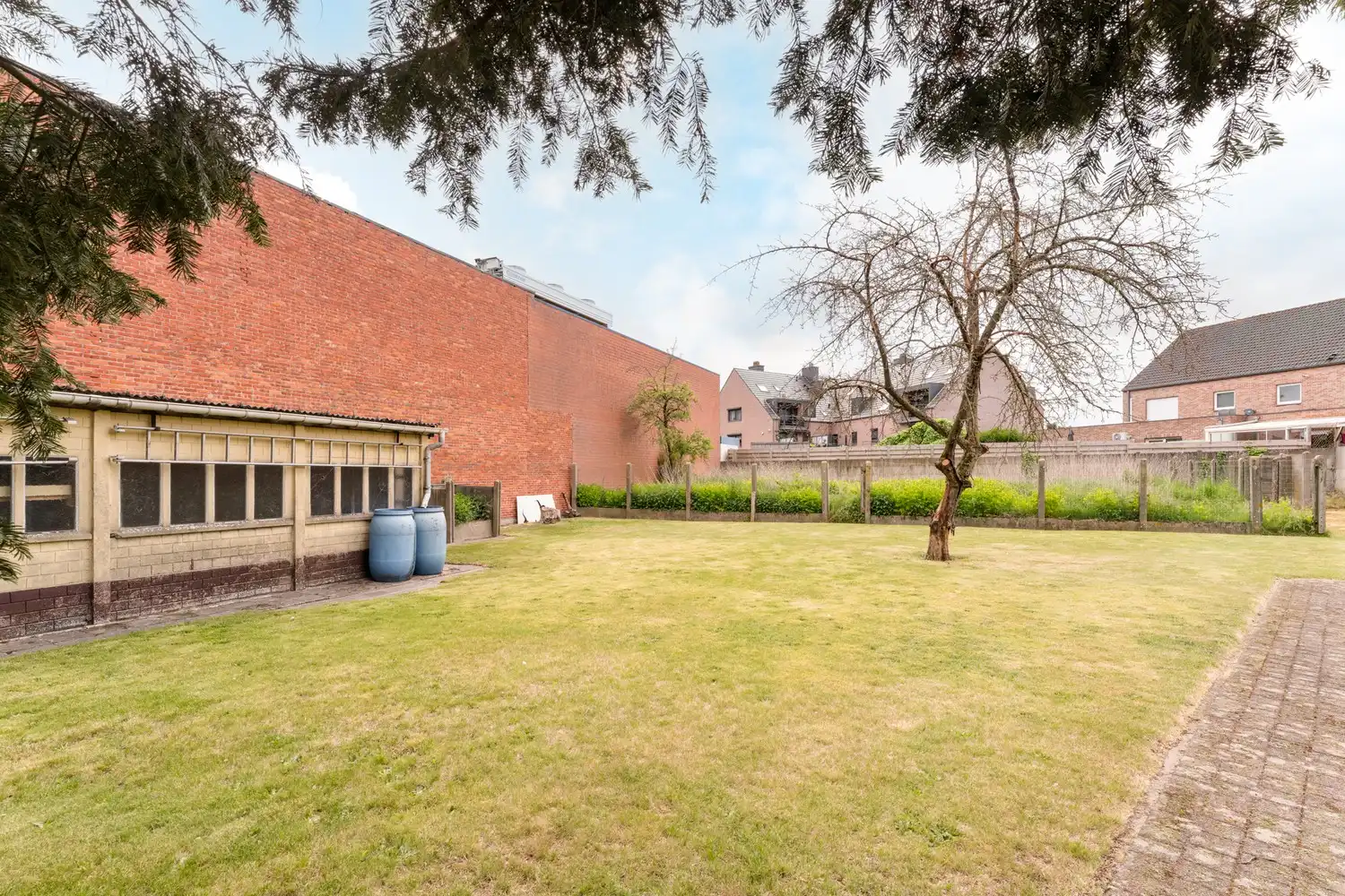 Karaktervolle woning in het centrum van Hamont met een mooi perceel grond foto 37