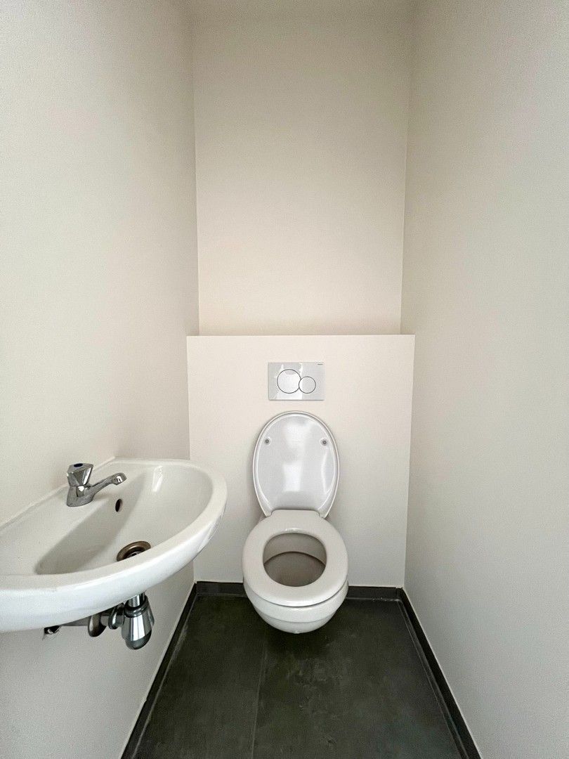 Nieuwbouwappartement te huur in Maasmechelen foto 7