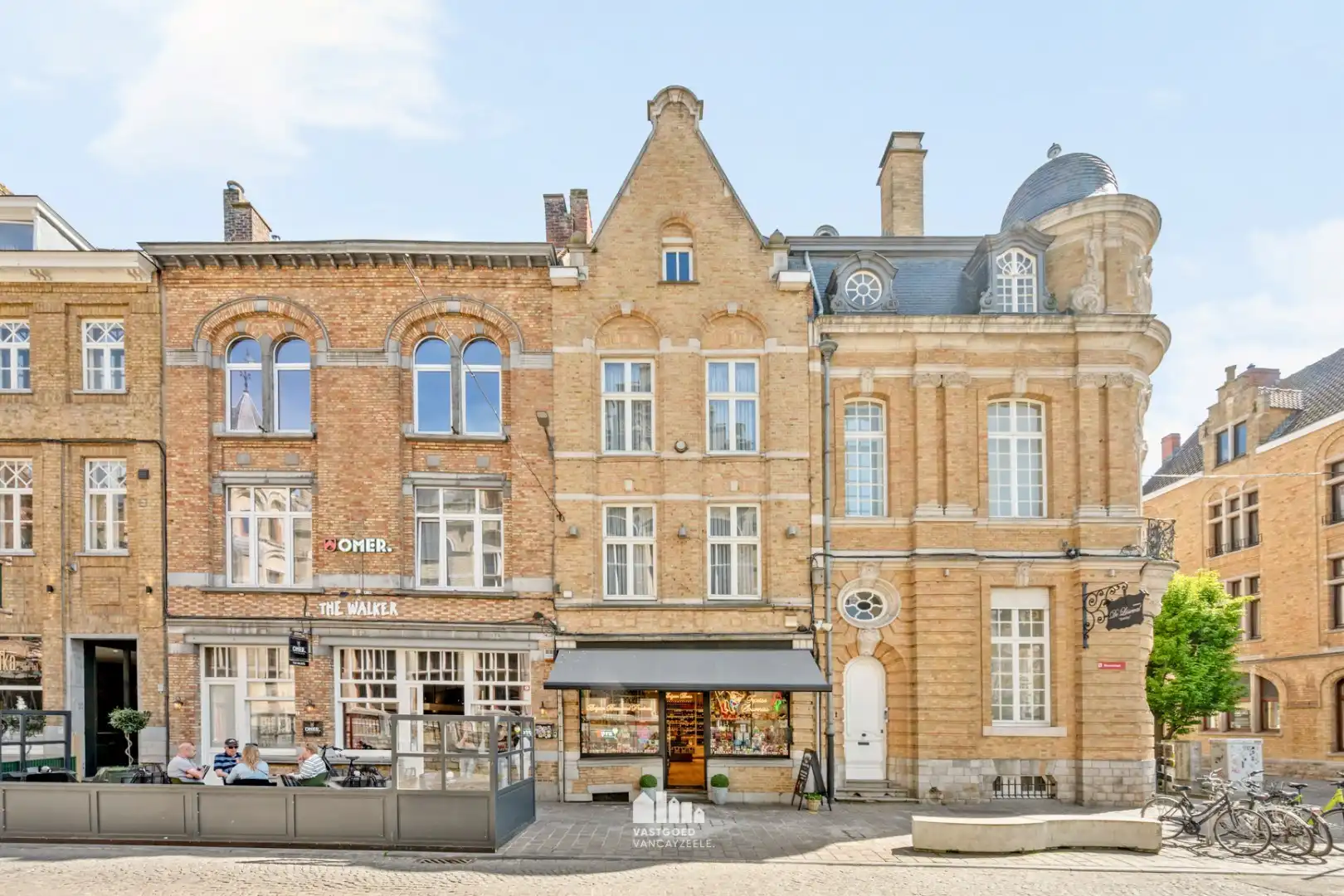 Unieke handelswoning op TOPlocatie in hartje Ieper foto 2