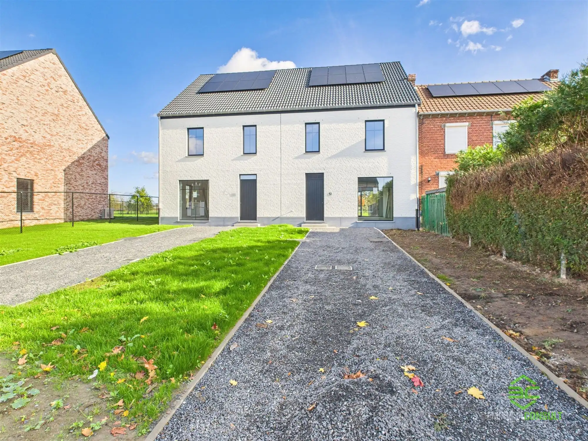 Kwalitatief afgewerkte nieuwbouw met 4 slpk in Rummen! foto {{pictureIndex}}