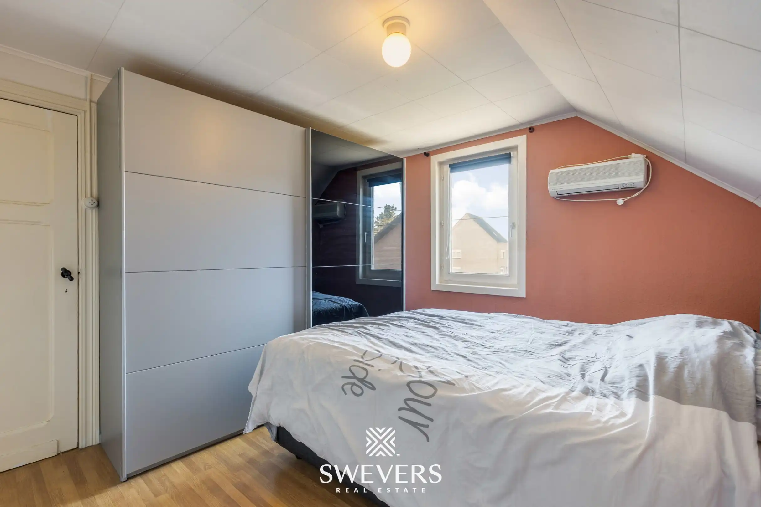 Charmante open bebouwing met renovatiepotentieel op toplocatie nabij centrum Heusden-Zolder foto 16