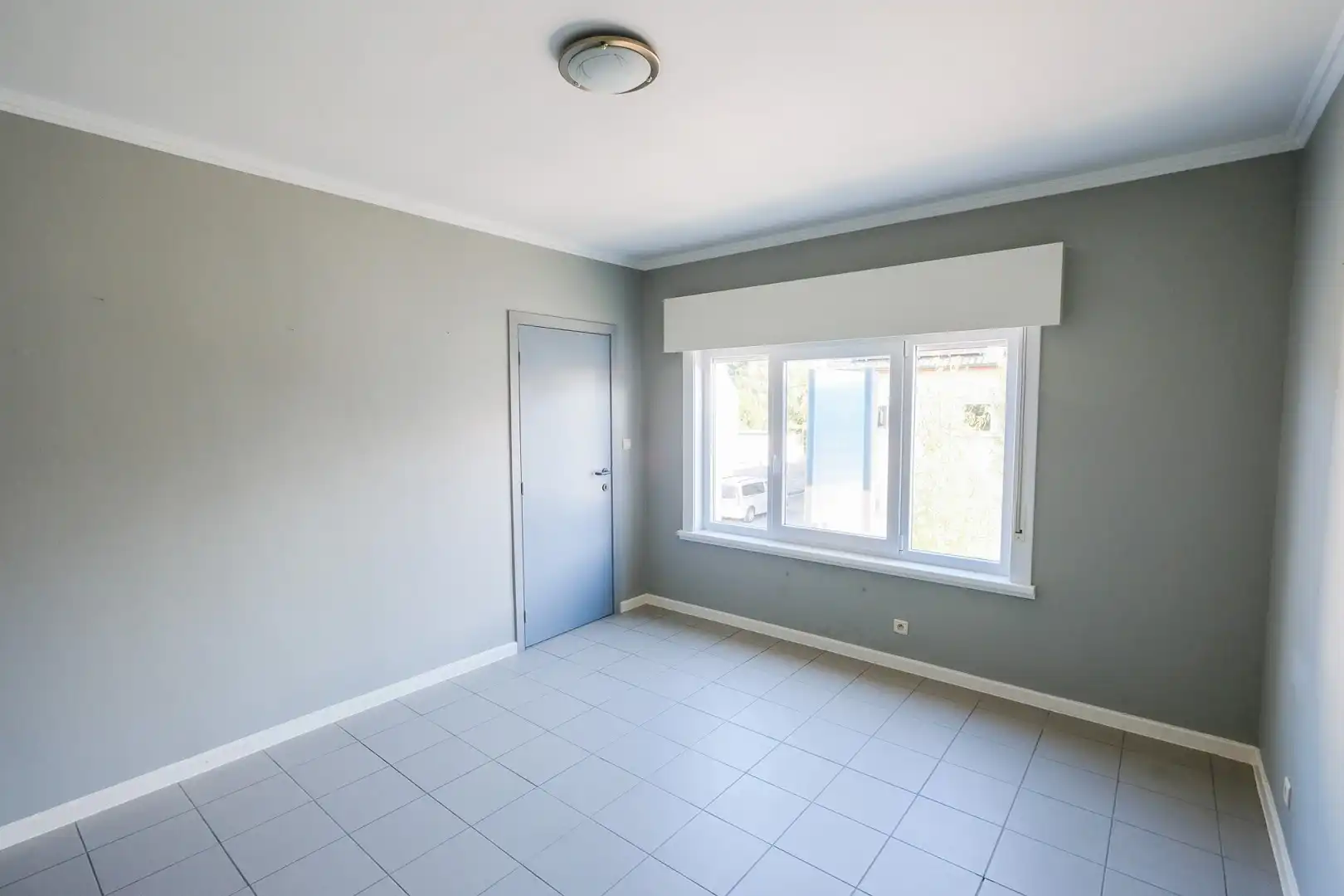 1-slaapkamerappartement met garage op een rustige locatie in Eeklo! foto 5