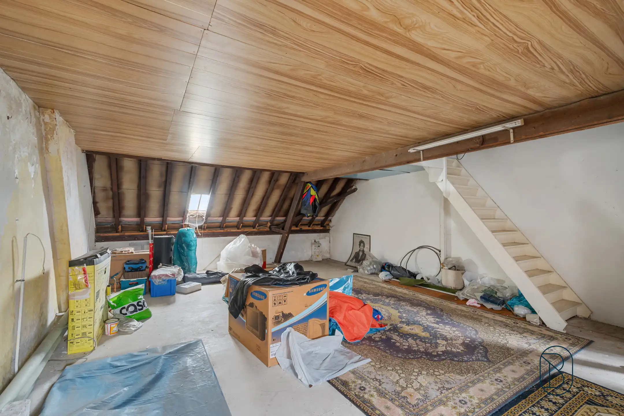Te renoveren rijwoning met veel potentieel foto 13