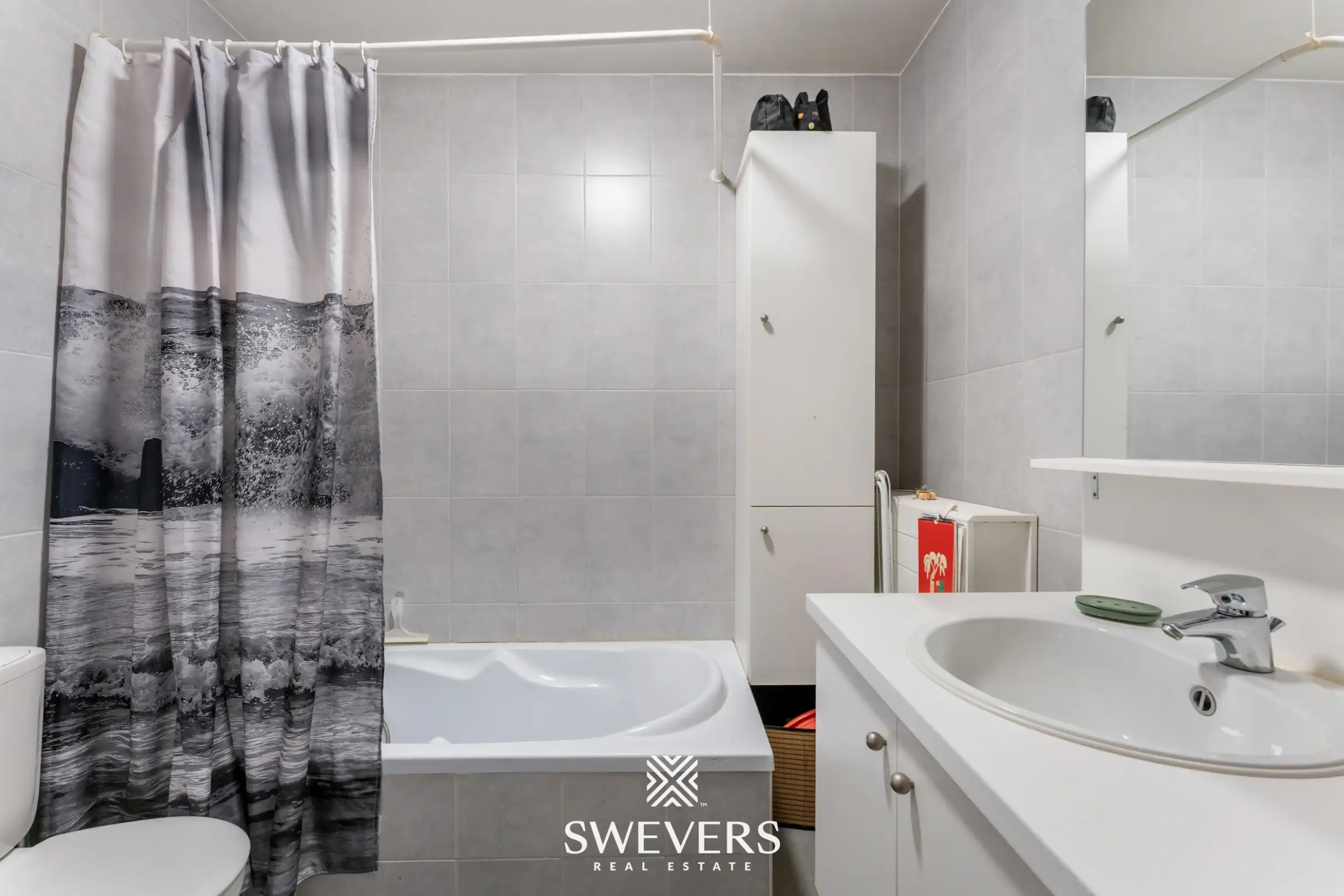 Instapklaar 1-slpk appartement mét terras op TOPlocatie te Hasselt foto 13
