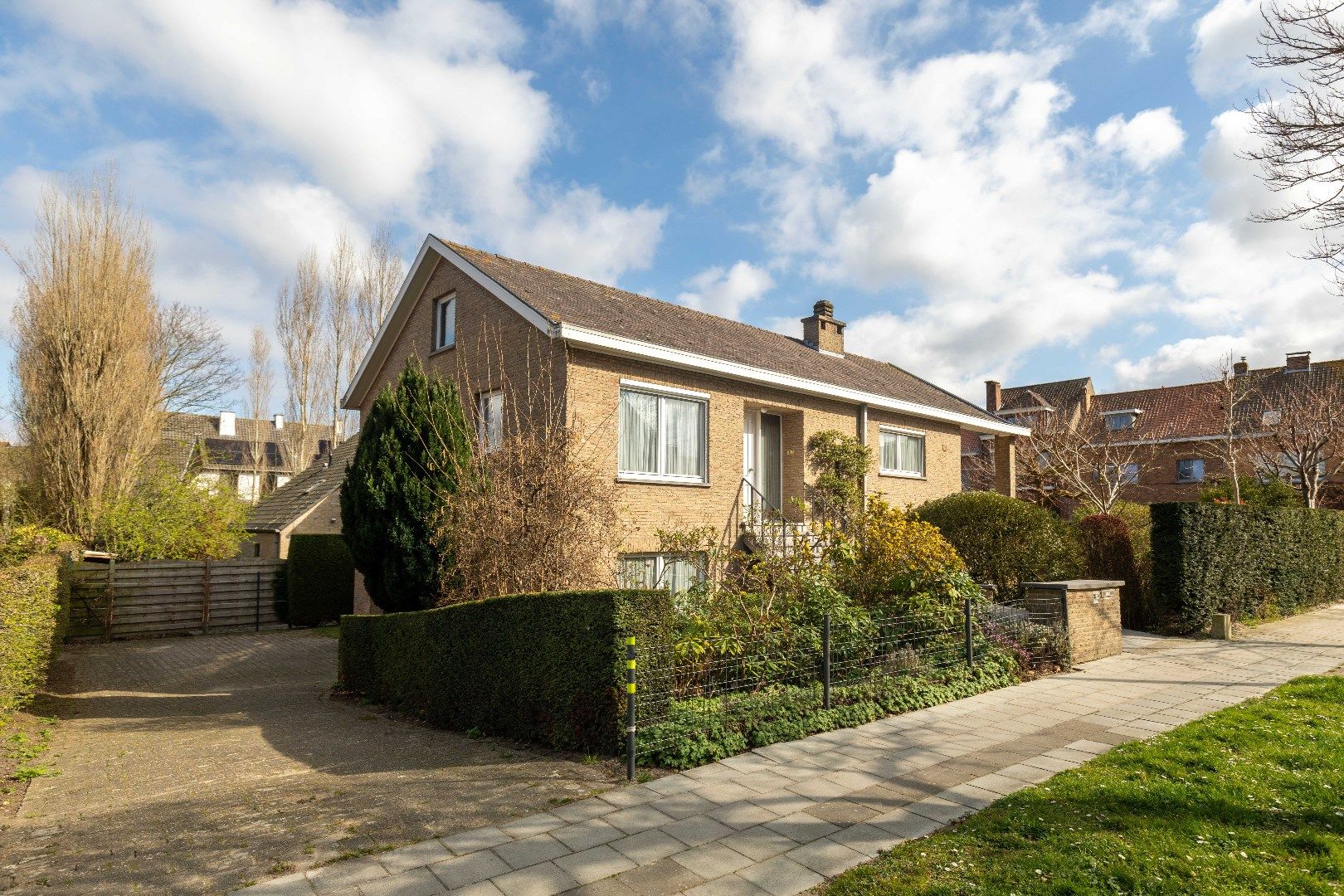 Riant (kangoeroe-/zorg-) wonen in vrijstaande villa in Kristus Koning! foto {{pictureIndex}}