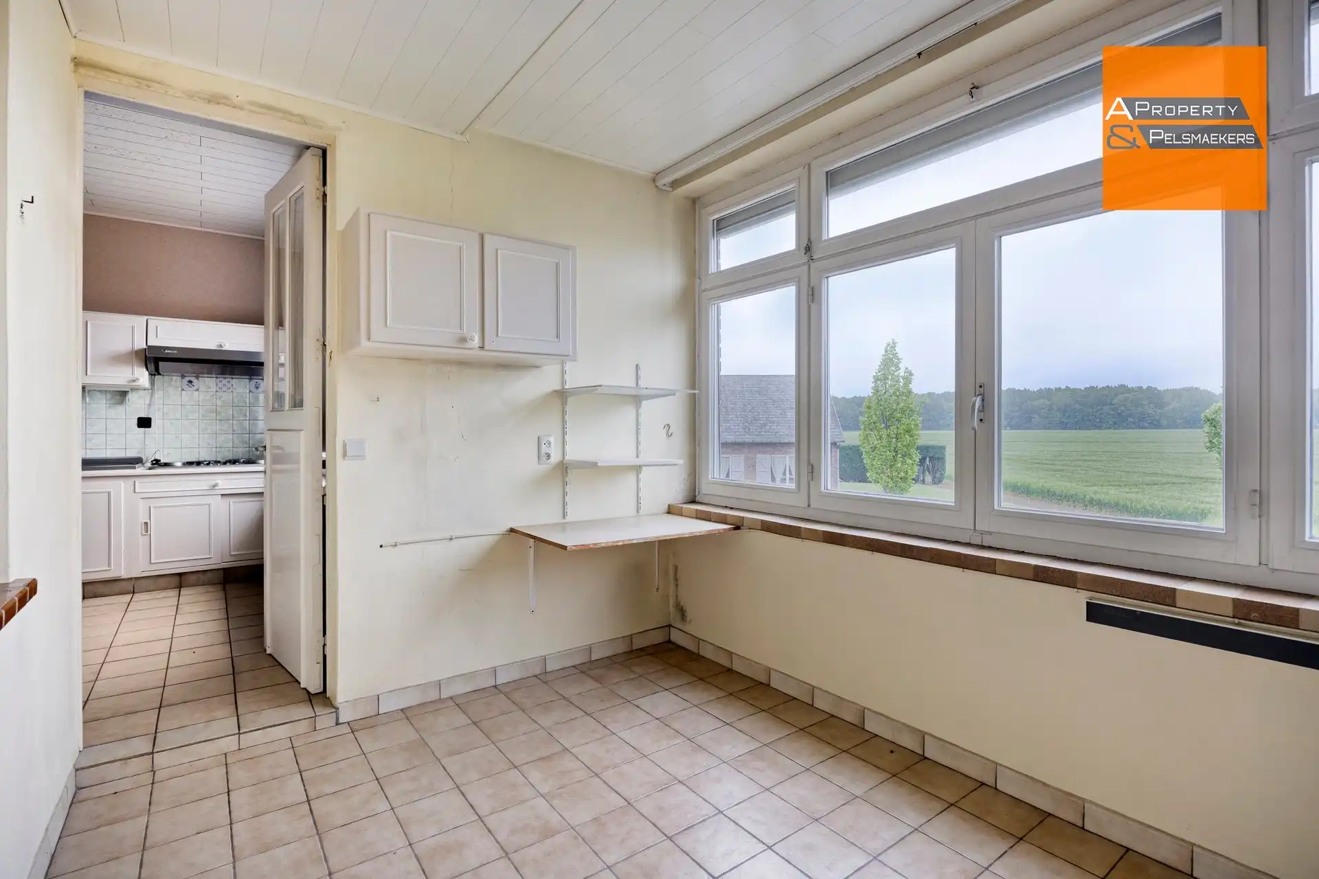 Kleine opbrengsteigendom met 2 appartementen te renoveren foto 24