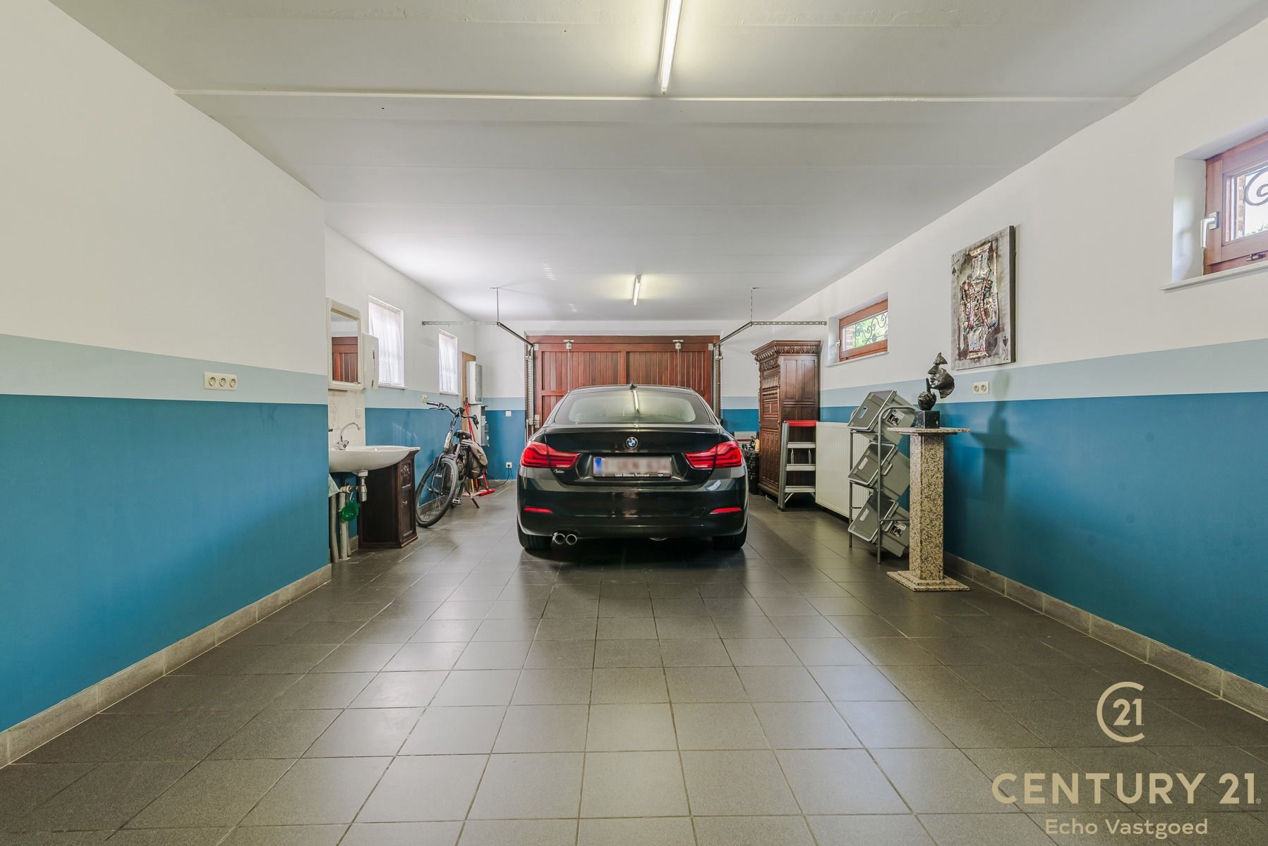 Vrijstaande, ruime instapklare villa met zwembad foto 14