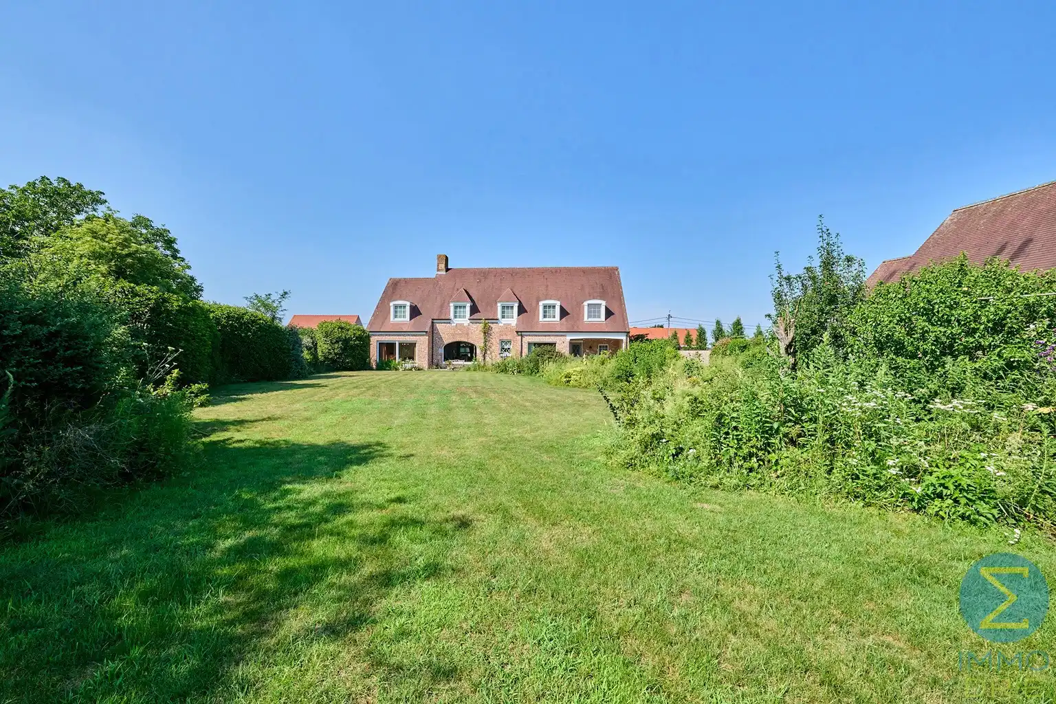 Exclusieve villa met bijgebouwen op 6.660m² grond foto 22