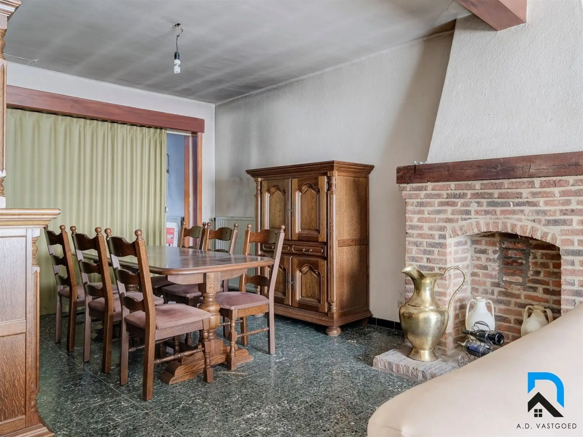 Te renoveren woning met 5 slaapkamers in Vlakveld foto 11