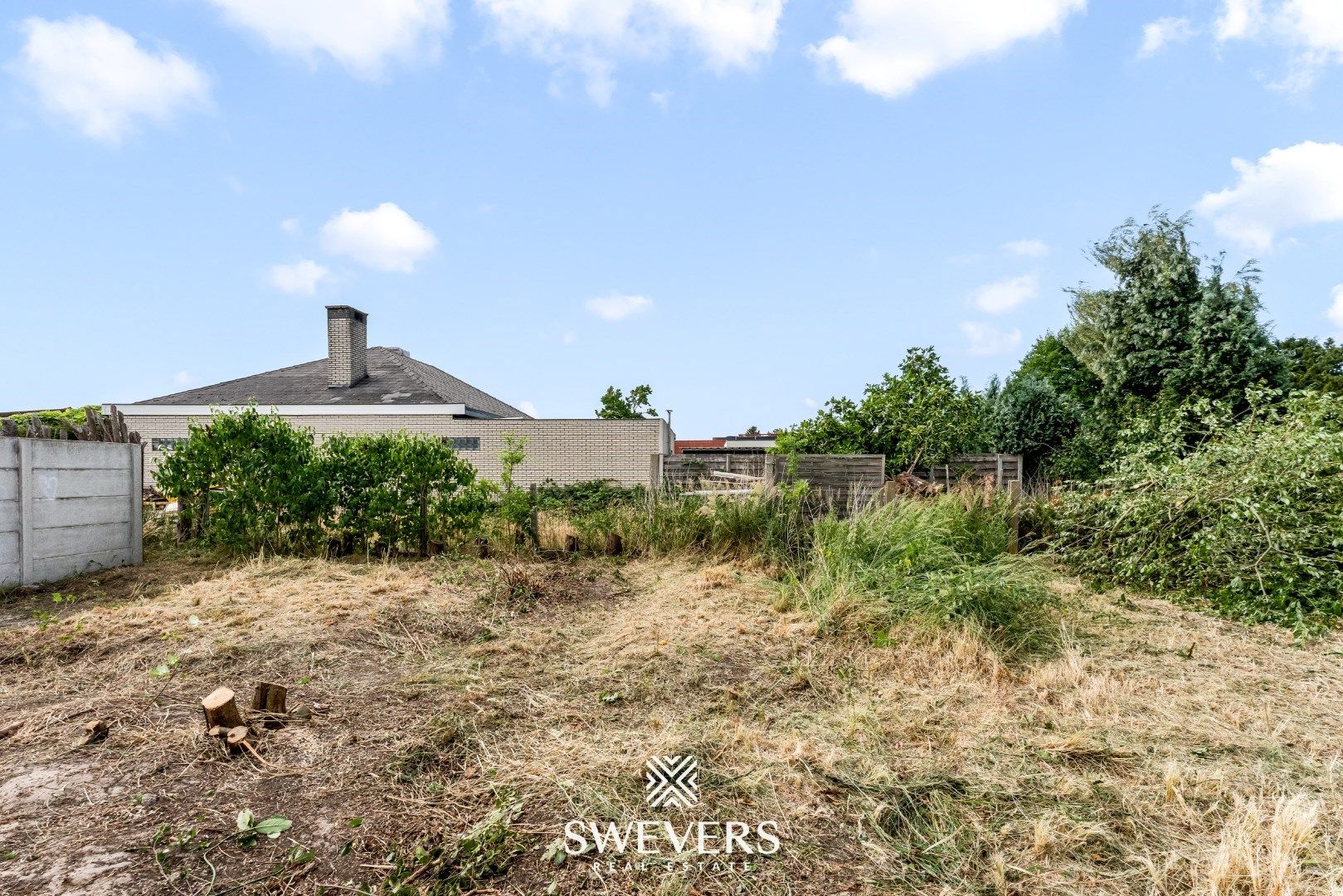 Gezinswoning met verrassend veel ruimte: vijf slaapkamers, kelderverdieping en loods foto 28
