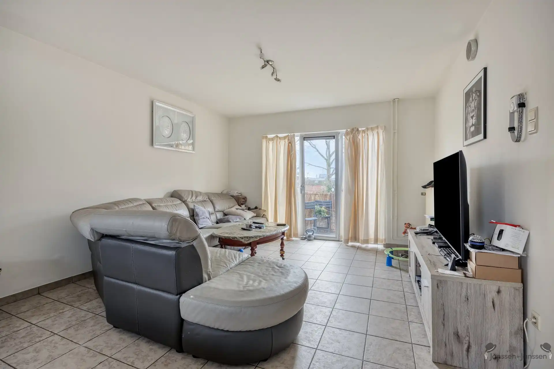 Rustig gelegen duplex appartement met 2 slaapkamers te Leopoldsburg foto 4