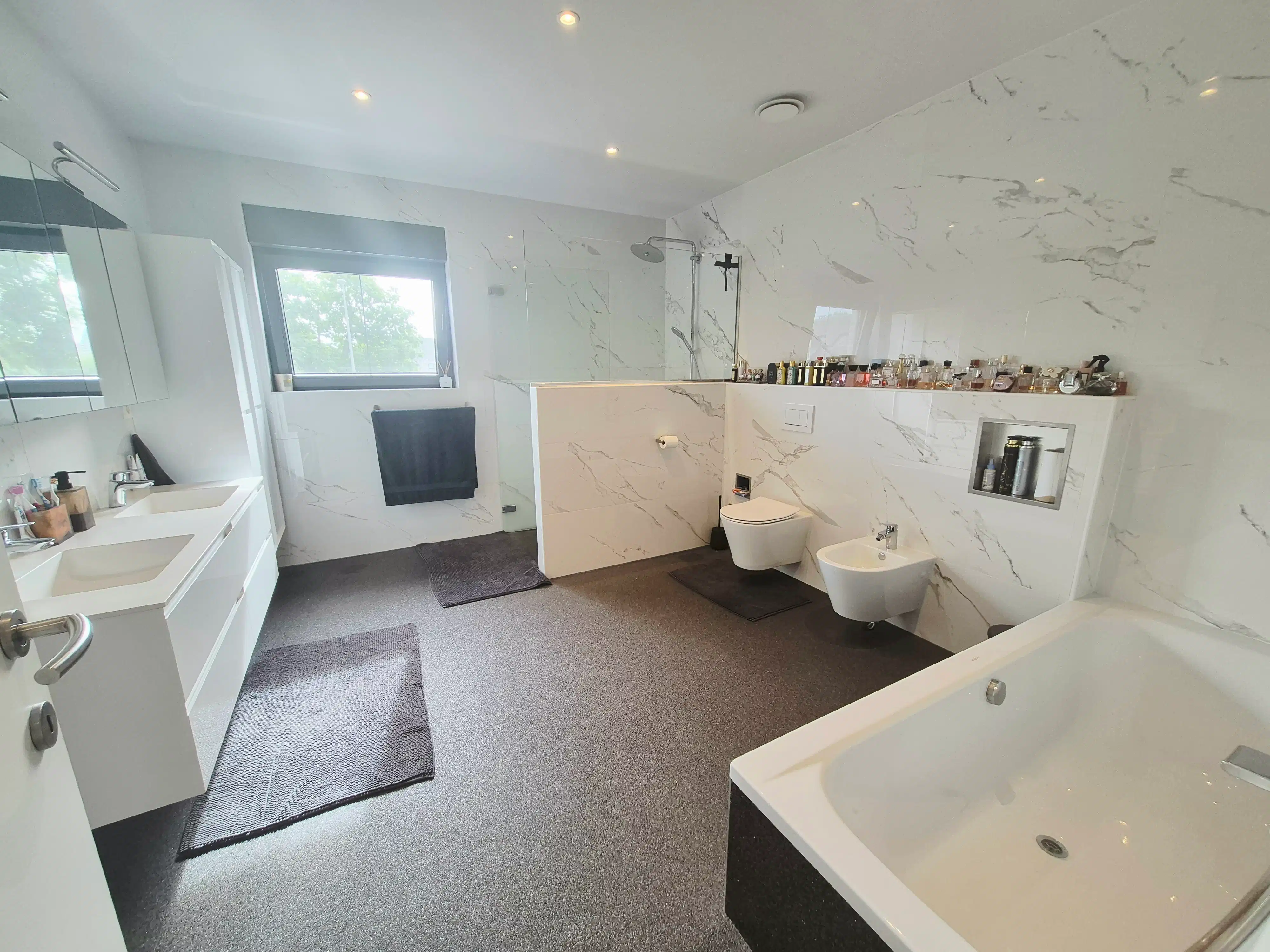 EXCLUSIEF & INSTAPKLAAR | ±385 M² | 5 SLAAPKAMERS | E-PEIL 9 | GEOTHERMIE foto 13
