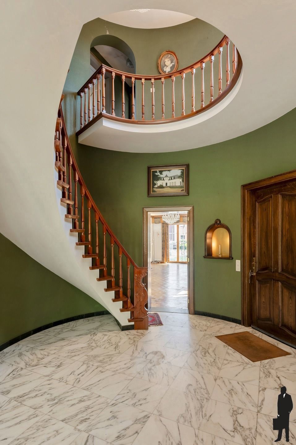 Uitzonderlijk gelegen villa nabij groen op grond van 2.785m² foto 14